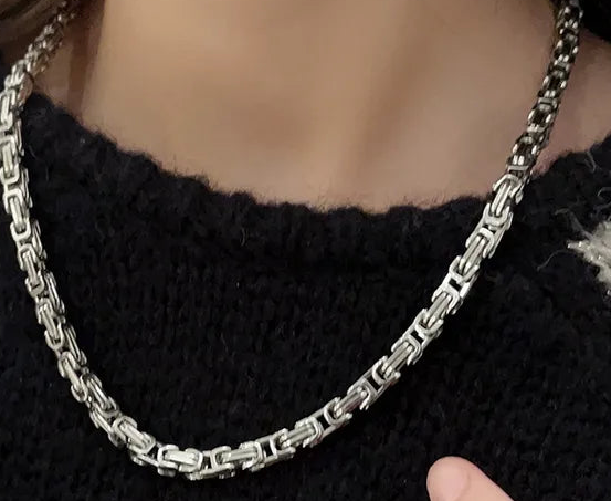 Collier Hip-Hop Homme en Acier Titane Argenté – Chaîne Longue Imperméable